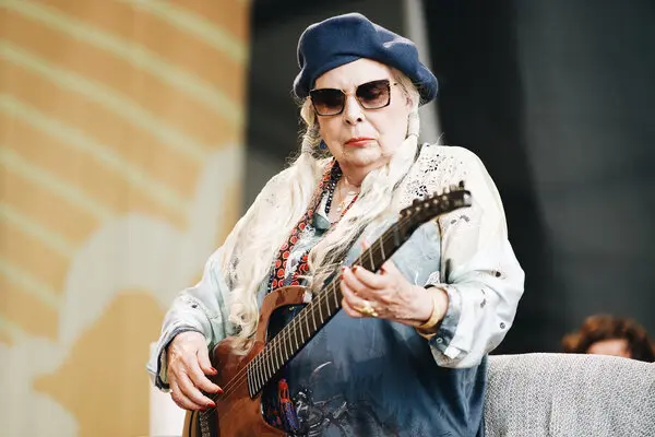 Joni Mitchell net worth 2026 earnings and wealth breakdown